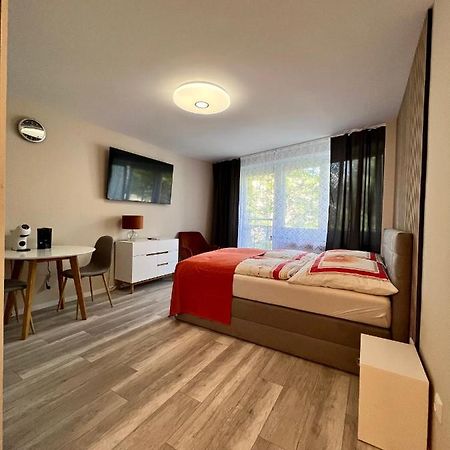 Apartment Am Stadtbach By Aux Property Augusta Esterno foto